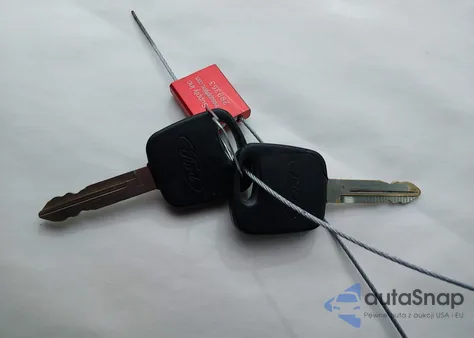 2001 Ford F-150 Xl/Xlt z USA, uszkodzony, nr VIN 1FTZF17221KF59865